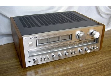 Sony STR-V6 or V7 receiver (tuner-amp from 1978)