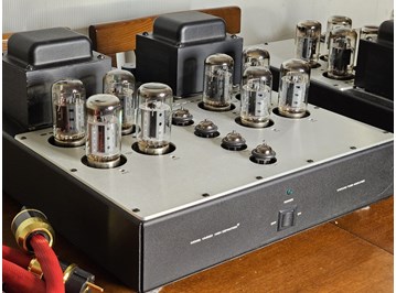 Audio Research VM220